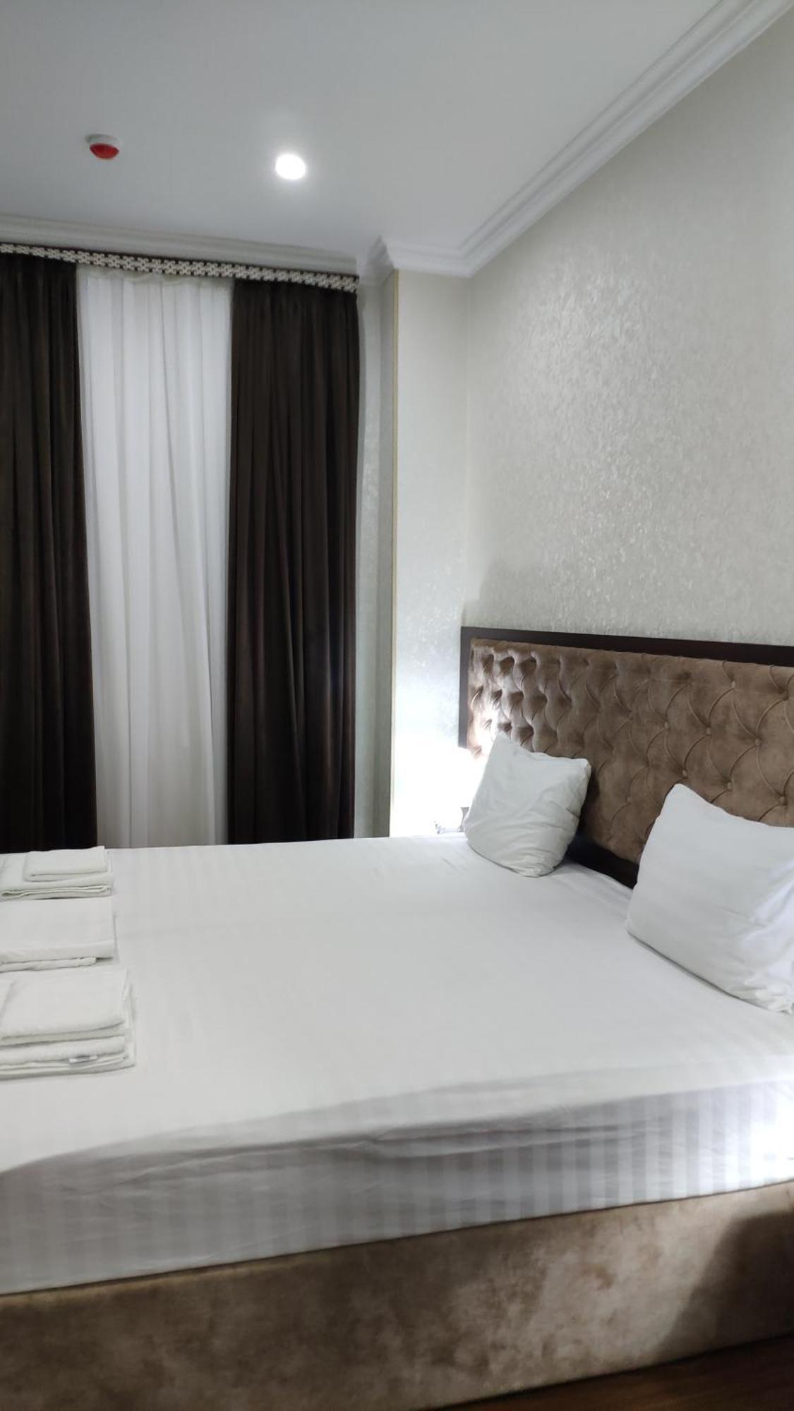 Grand Turon Plaza Hotel Tashkent Esterno foto